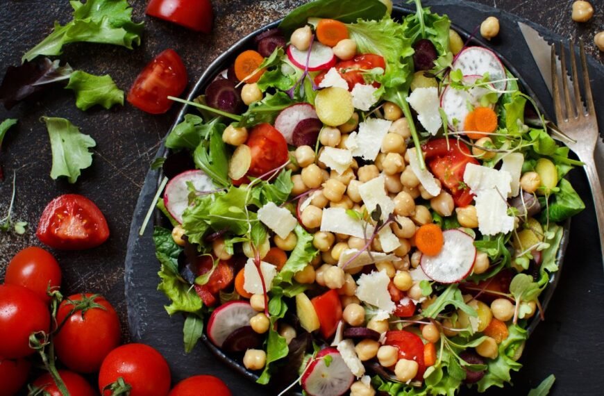 Avinžirnių salotos