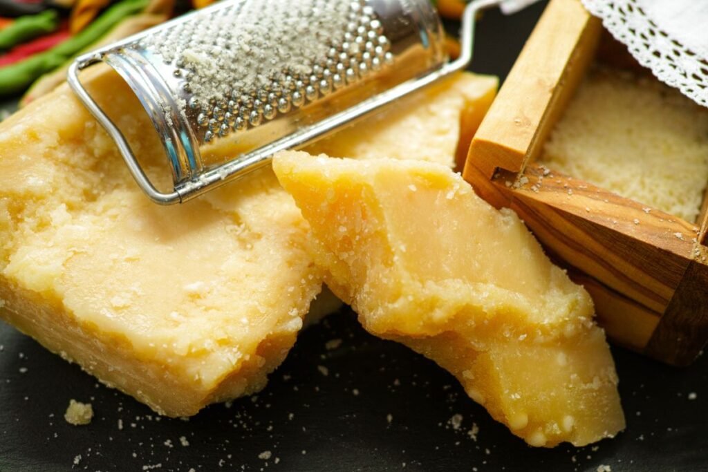 Kaip gaminamas parmezano sūris