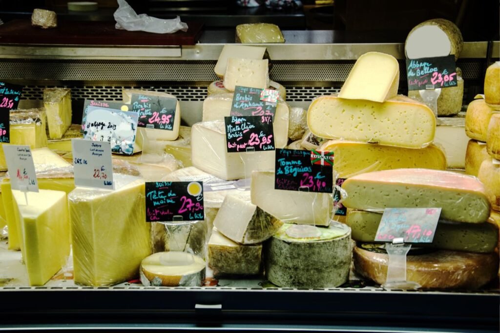 Sūris be laktozės: patarimai kaip išsirinkti