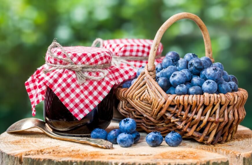 Šilauogių uogienė: klasikinė, su apelsinais bei su kvapniais prieskoniais. Kurią pasirinksite?