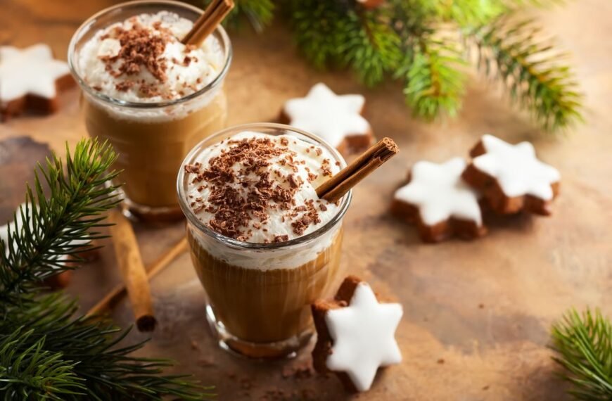 Kalėdiniai gėrimai – skonių ir jaukumo magija jūsų šventėms