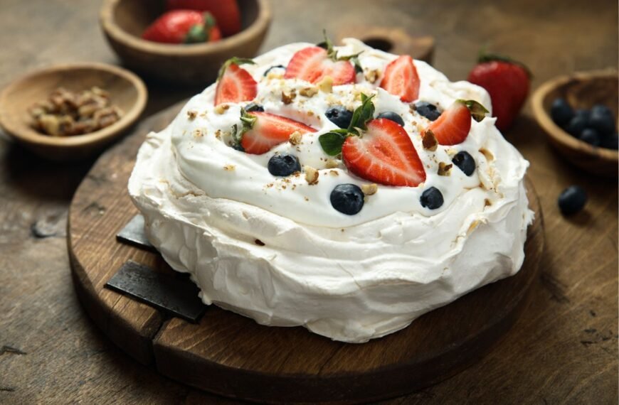Pavlova: naudingi patarimai ir receptas