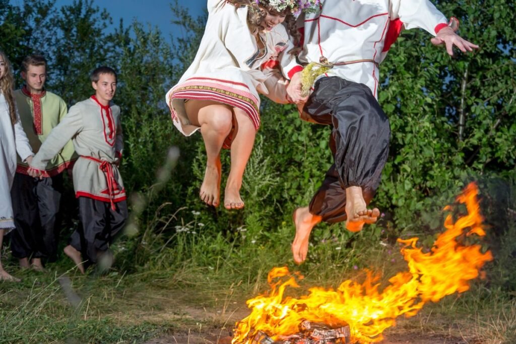 Joninių laužas 2 | Derlingas.lt Šokių per Joninių laužą saugumas