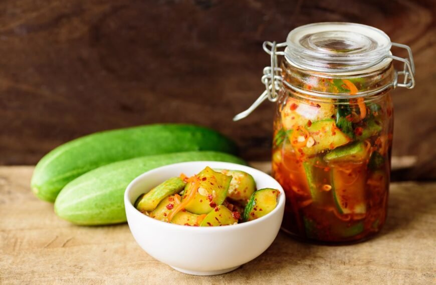 Kimchi agurkai – korėjietiški skoniai lietuviškoje virtuvėje. Kuo jie naudingi ir kaip pagaminti?