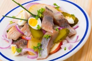 Silkė su obuoliais – 3 išskirtiniai receptai kasdienai ar šventiniam stalui