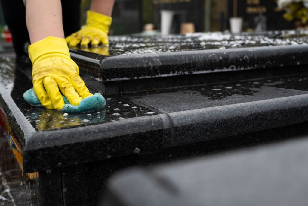 Ko vengti valant paminklą