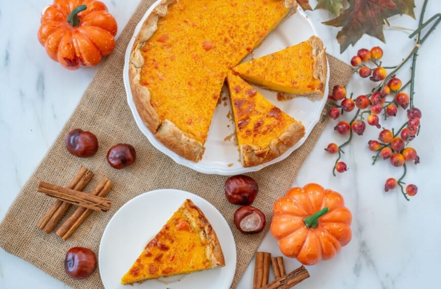 Moliūgų pyragas – rudens karaliaus triumfas jūsų virtuvėje. Išbandykite gardžius receptus!