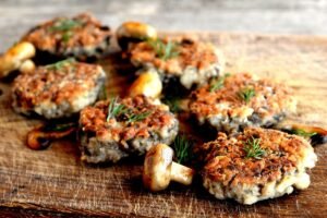 Grybų kotletai – skanūs, aromatingi ir netikėtai paprasti. Geriausi receptai ir patarimai