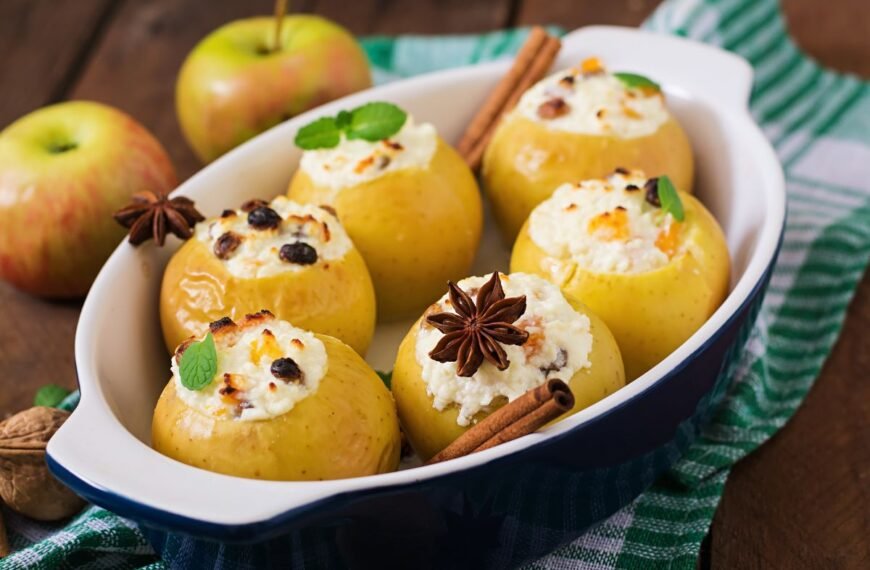 Kepti obuoliai su varške – sveiki ir skanūs saldumynai. Tradiciniai ir netikėti receptai