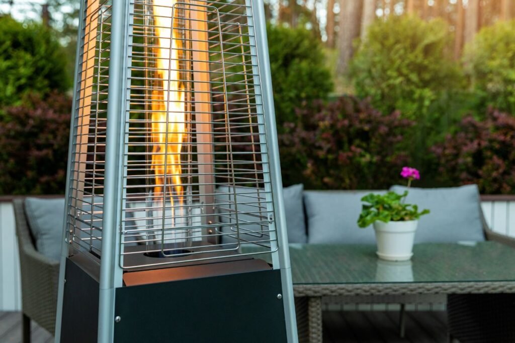 Dujinis lauko židinys – šiuolaikinio gyvenimo patogumas