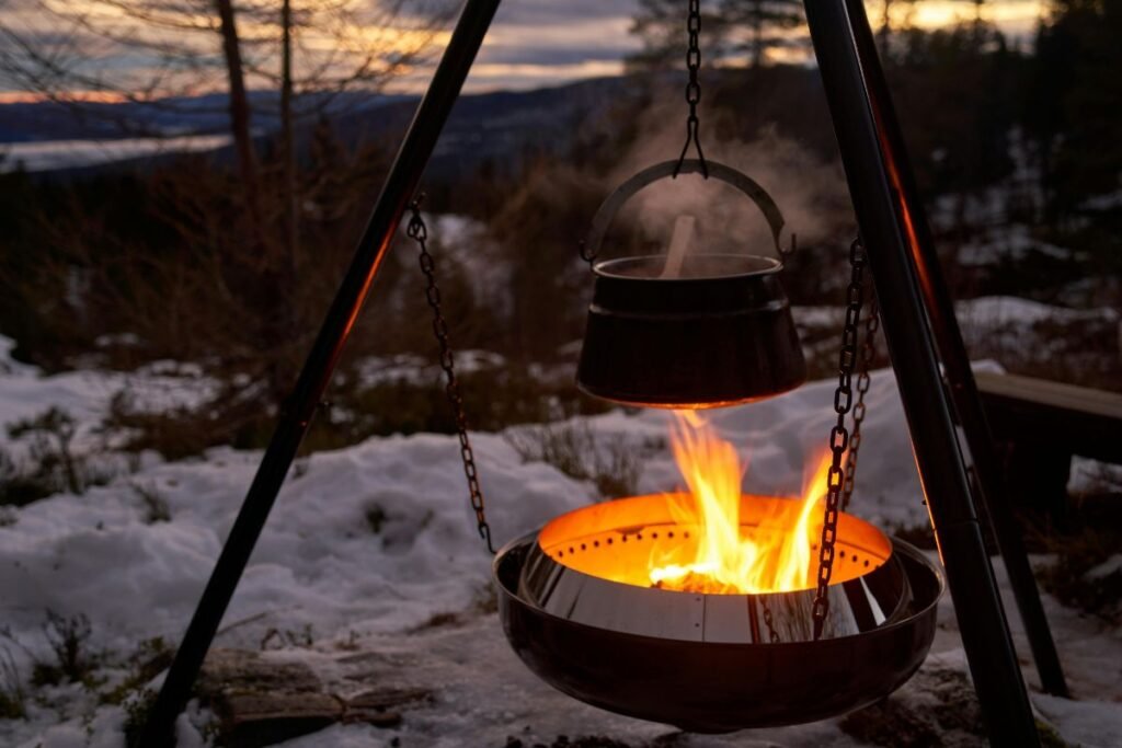 Šaltojo sezono džiaugsmai prie lauko židinio