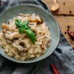 Rizotas su grybais – nemari itališkos virtuvės klasika. Ar jau spėjote išbandyti?