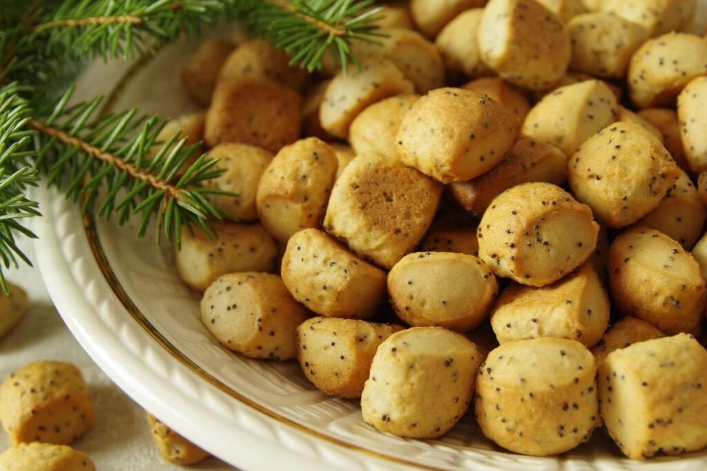 Kūčiukai su aguonpieniu – šventės pradžia