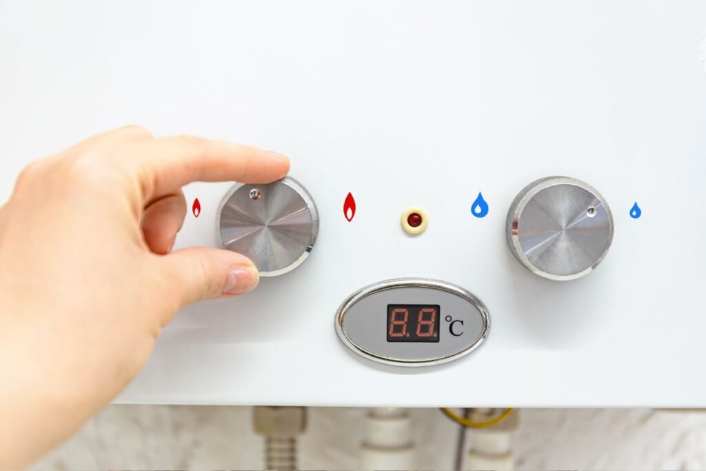 Vandens šildytuvas 3 | Derlingas.lt Vandens šildytuvas: per aukšta temperatūra