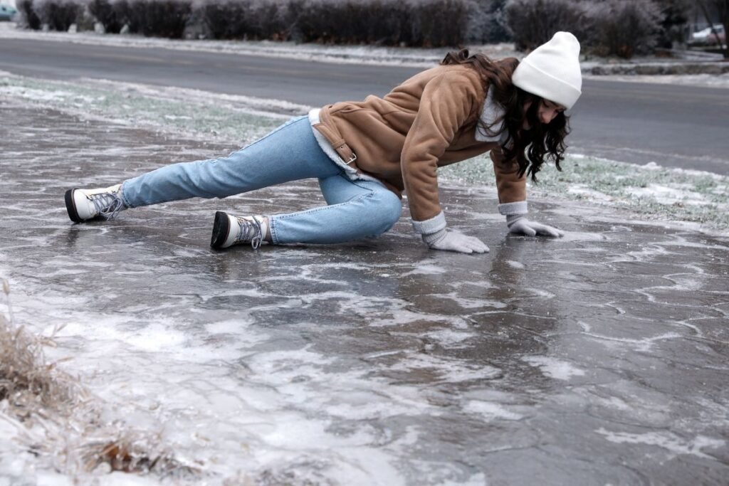 Kada iš tiesų reikalinga batų apsauga nuo slydimo