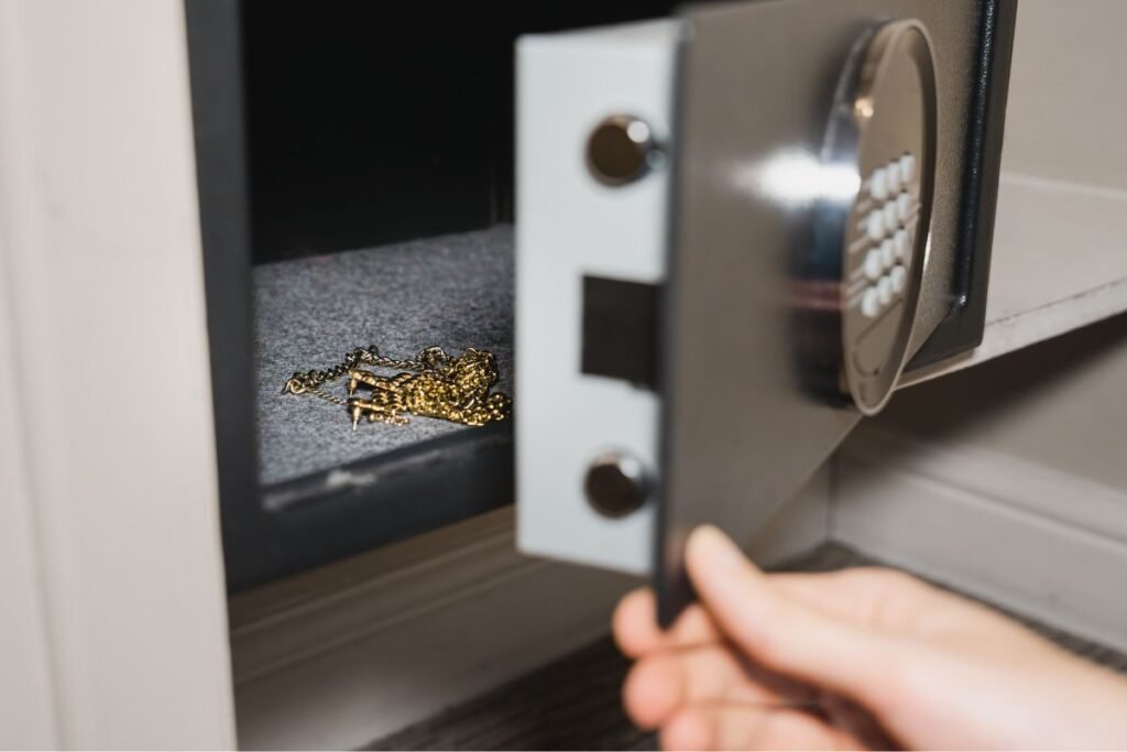 Vertybių slėpimas ir dokumentavimas