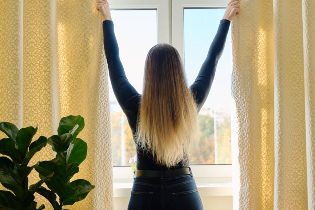 Namų apsauga be elektronikos: įpročiai ir rutina