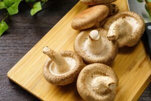 Šitake grybai receptai – azijietiški skoniai jūsų virtuvėje. 5 lengvai ir greitai paruošiami gardūs patiekalai