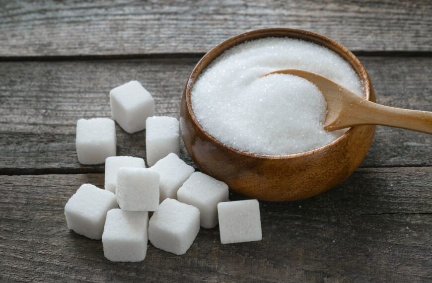 Cukrus – „baltasis auksas“, dėl kurio vergai liejo kraują, o karaliai prarado protą