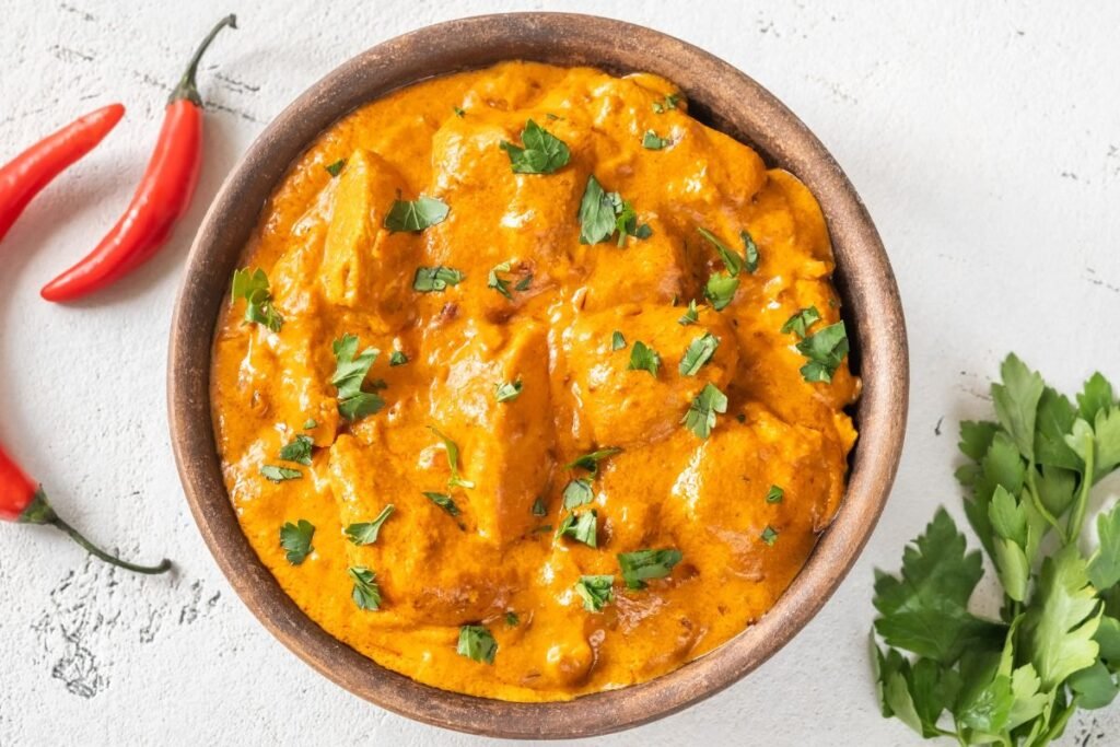 Receptas: kreminis vištienos troškinys su daržovėmis