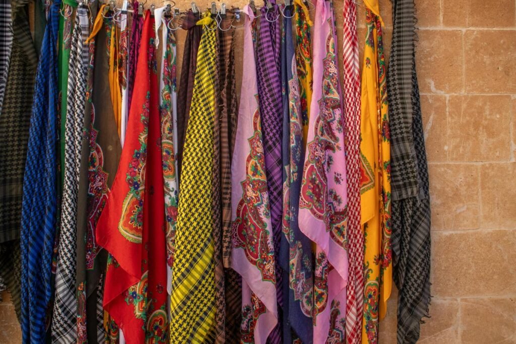 Šilko ir dažų paslaptis: kaip tai veikia?