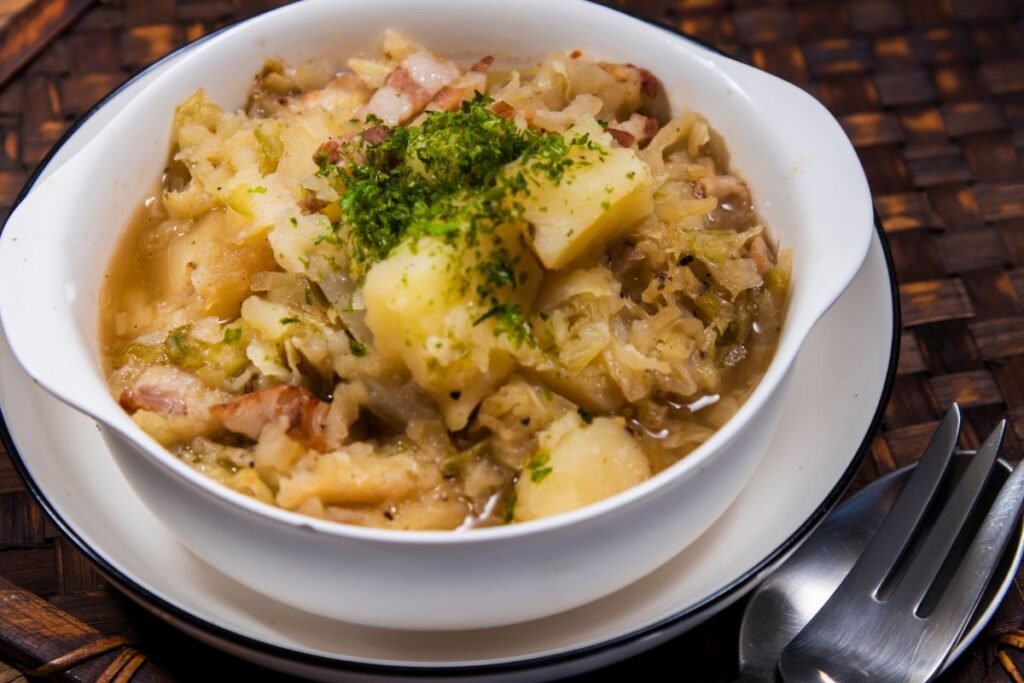 Raugintų kopūstų receptai: tradicinė pradžia