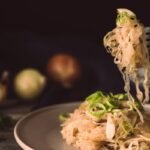 Raugintų kopūstų receptai: kaip iš vieno puodo pamaitinti šeimą visą savaitgalį?