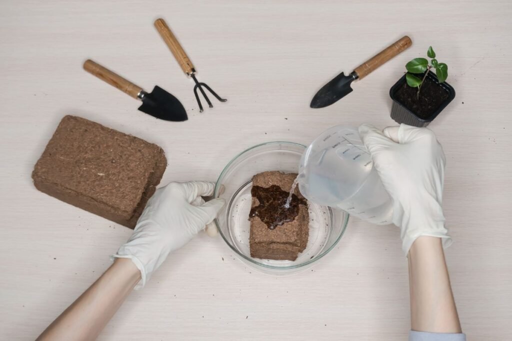 Inovatyvūs auginimo metodai: išmanieji substratai ir biologiniai stimuliatoriai