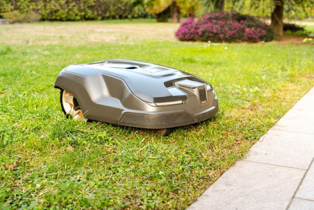 Kada nustoti naudoti vejapjovę robotą?